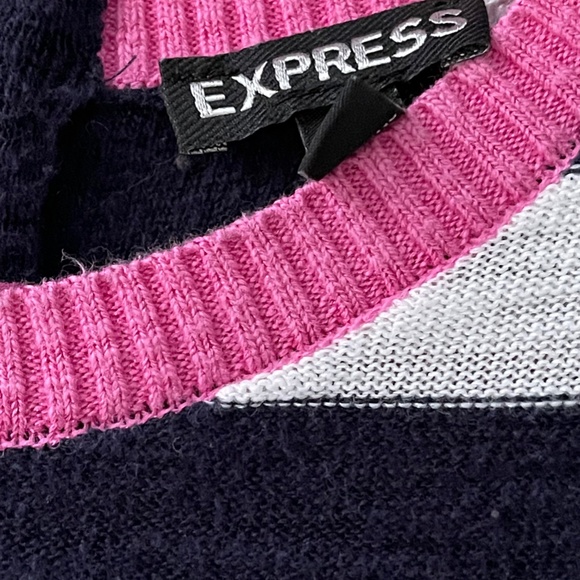 Express Women's Sweater Dress - Picture 6 of 11